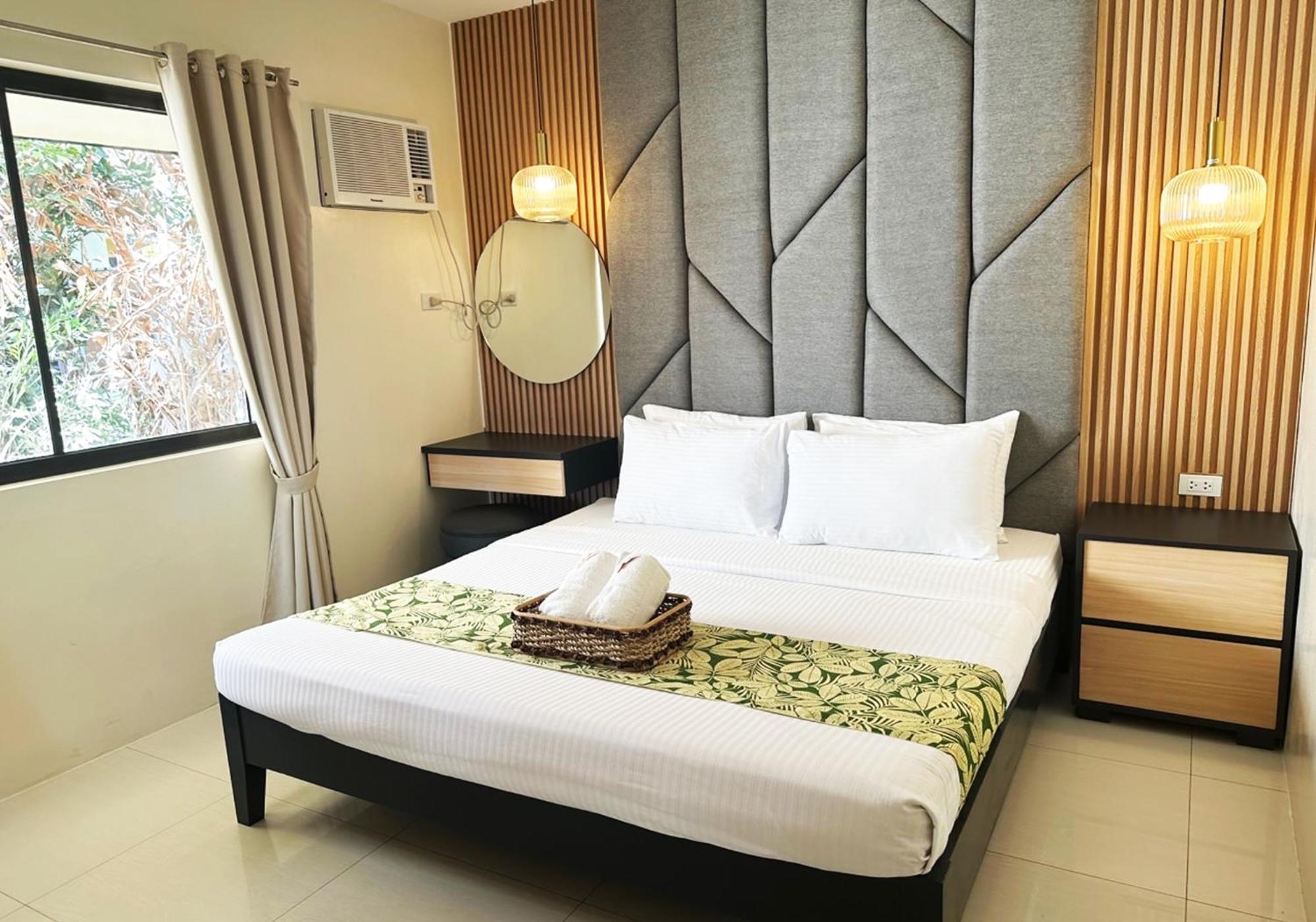 Puerto Del Sol Beach Resort And Hotel Club Bolinao Pangasinan Exterior foto