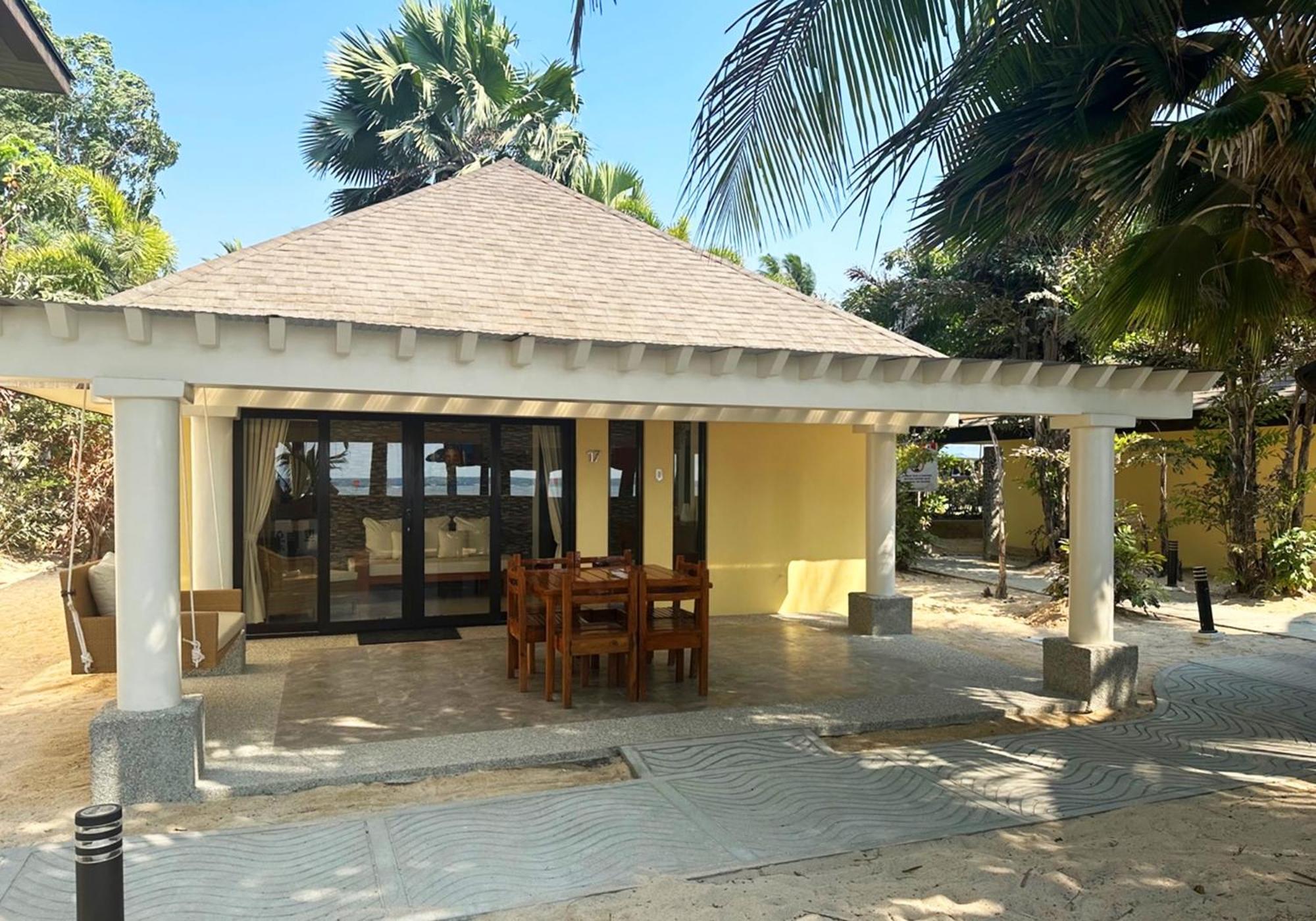 Puerto Del Sol Beach Resort And Hotel Club Bolinao Pangasinan Exterior foto