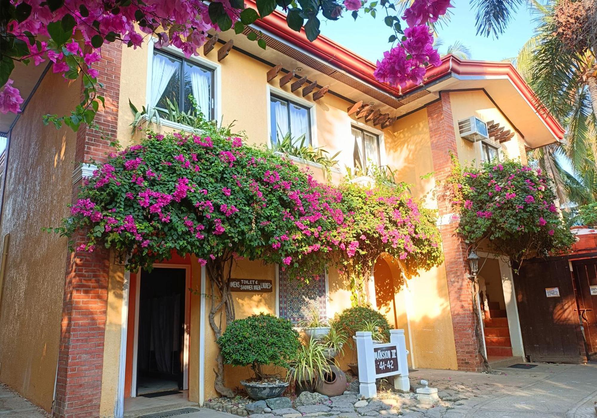 Puerto Del Sol Beach Resort And Hotel Club Bolinao Pangasinan Exterior foto